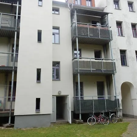Zentrale 2 Eg Mit Balkon ライプツィヒ
